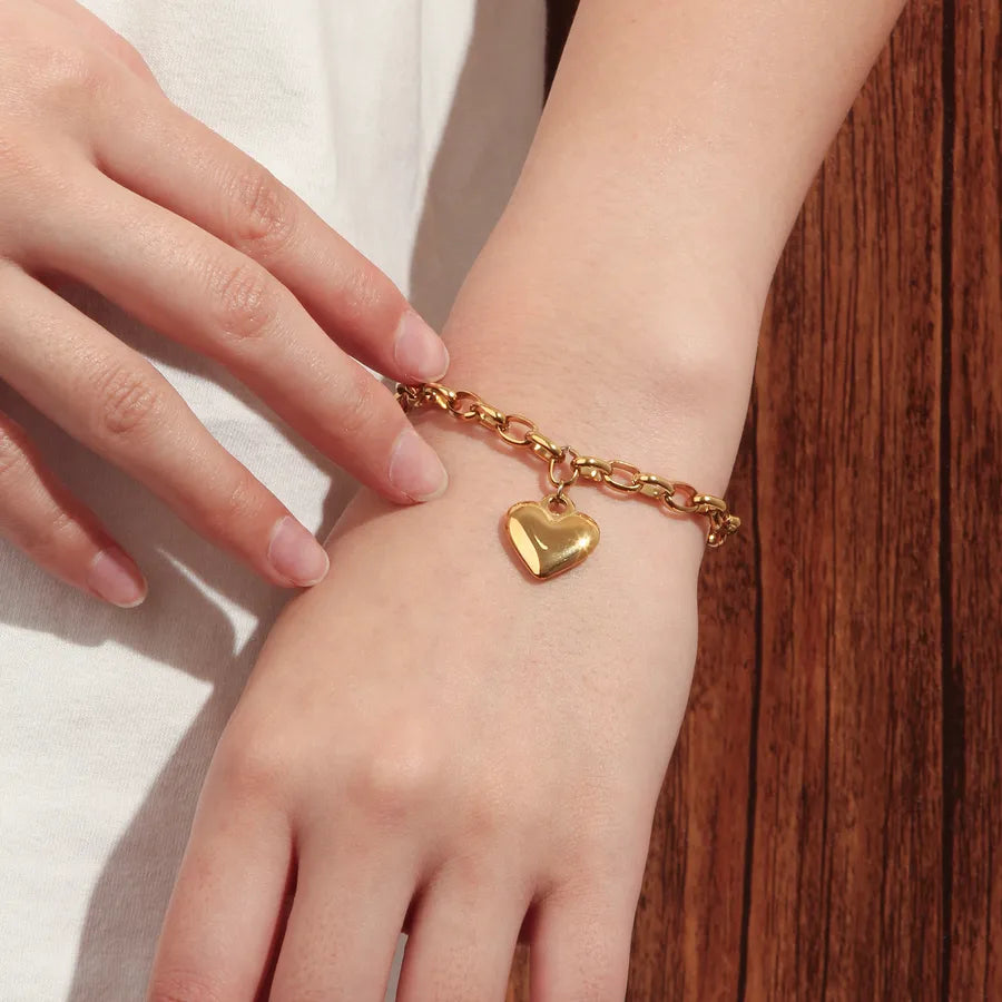Gold Heart Pendant Chain Bracelet for Women