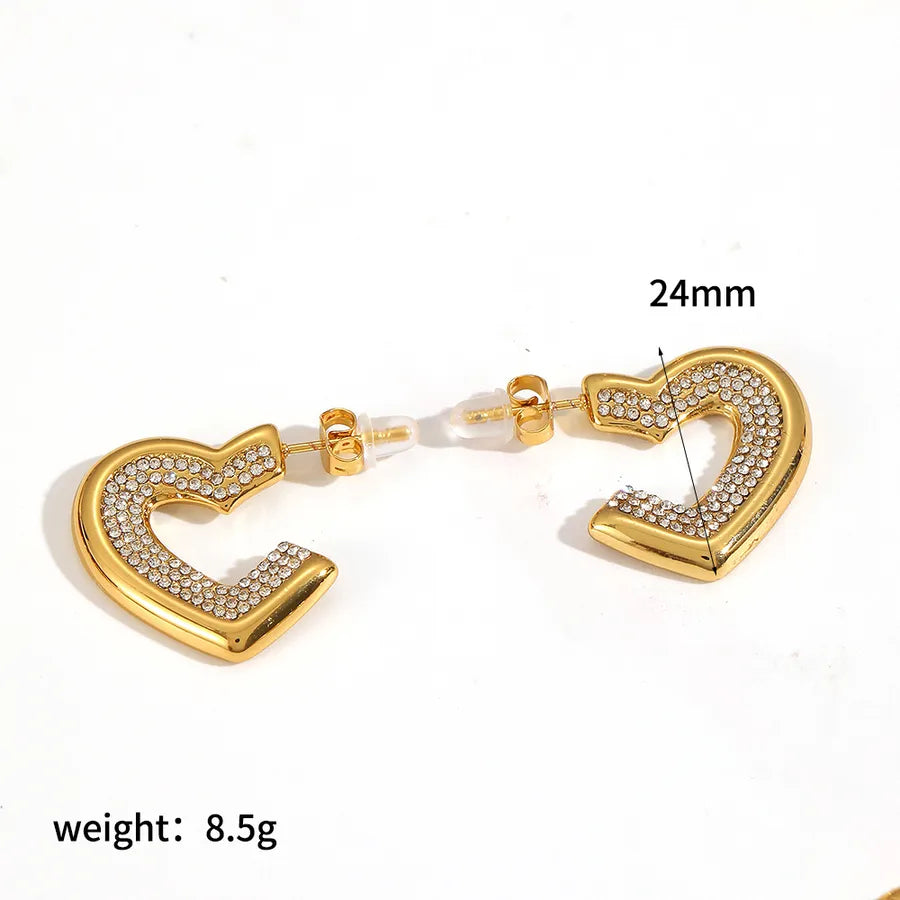 18K Gold Heart Stud Earrings for Women TE60574