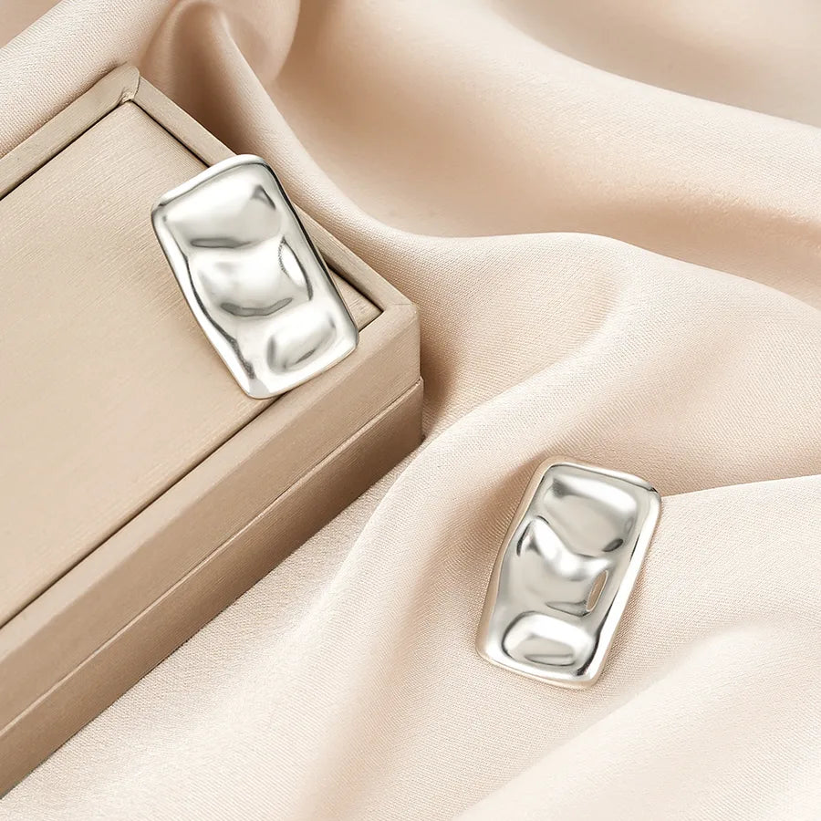 Irregular 18K Gold Plated Stainless Steel Earrings E1372-B (a Pair of Silver Ear Studs)