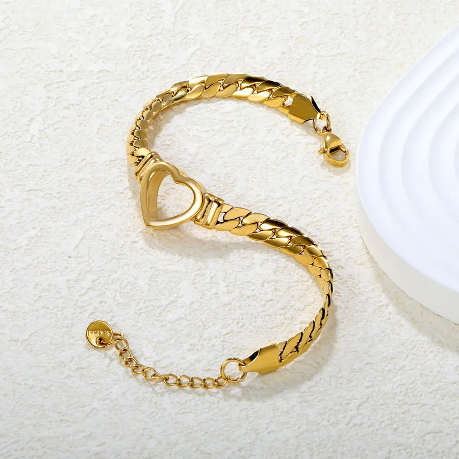 18K Gold Hollow Heart Bracelet for Women