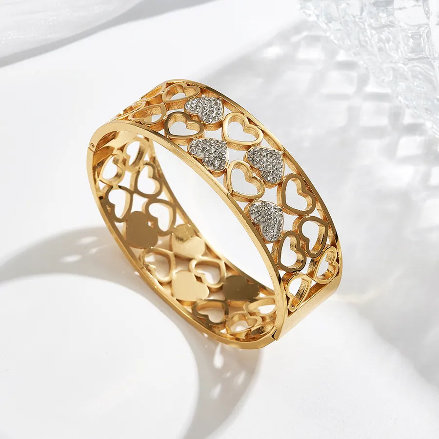 18K Gold Butterfly Heart Open Bangle Bracelet