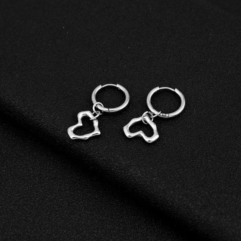 Stainless Steel Heart Clip-On Earrings 324 Has Pierced Ears, a Pair of Ear Hoops