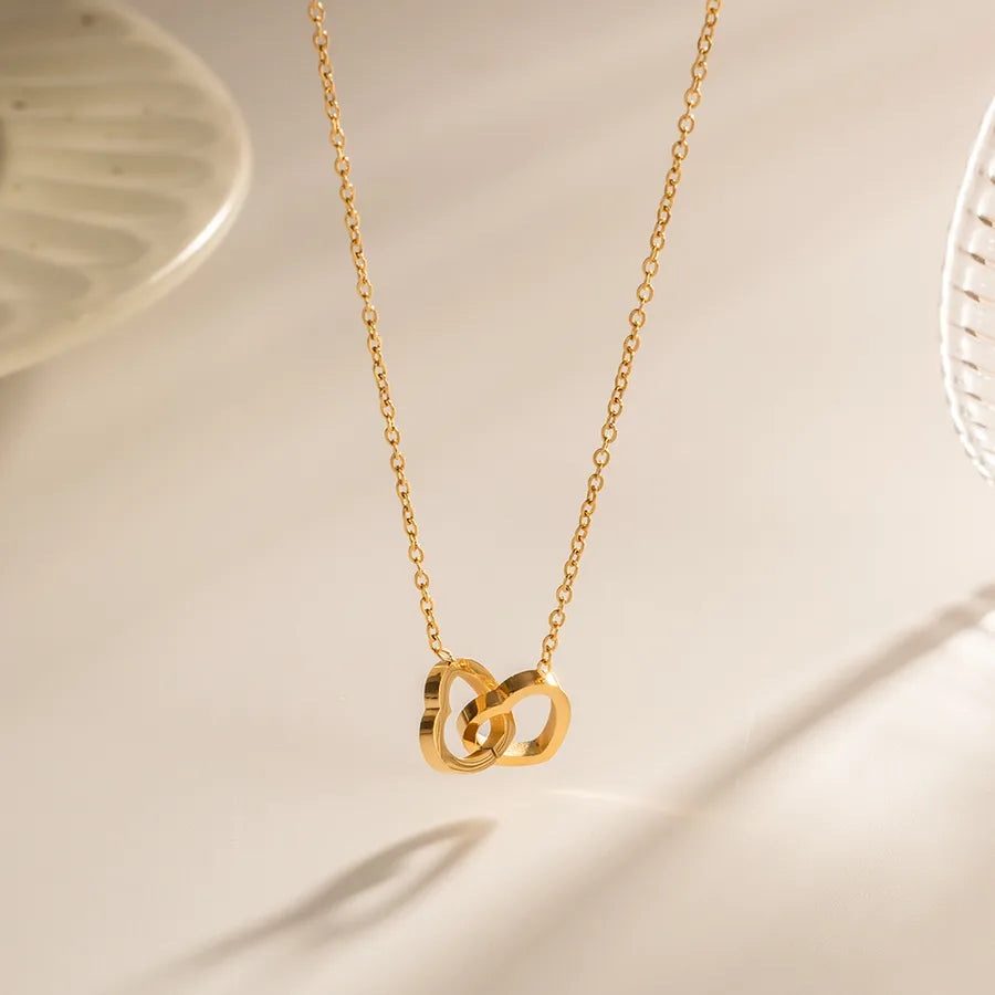 18K Gold Double Heart Pendant Necklace
