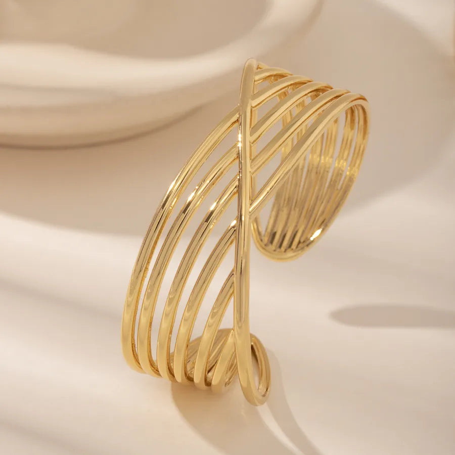 18K Gold Plated Stainless Steel Open Bangle Stainless Steel Electroplated 18k Gold Line Hollow Open Bracelet Style 1