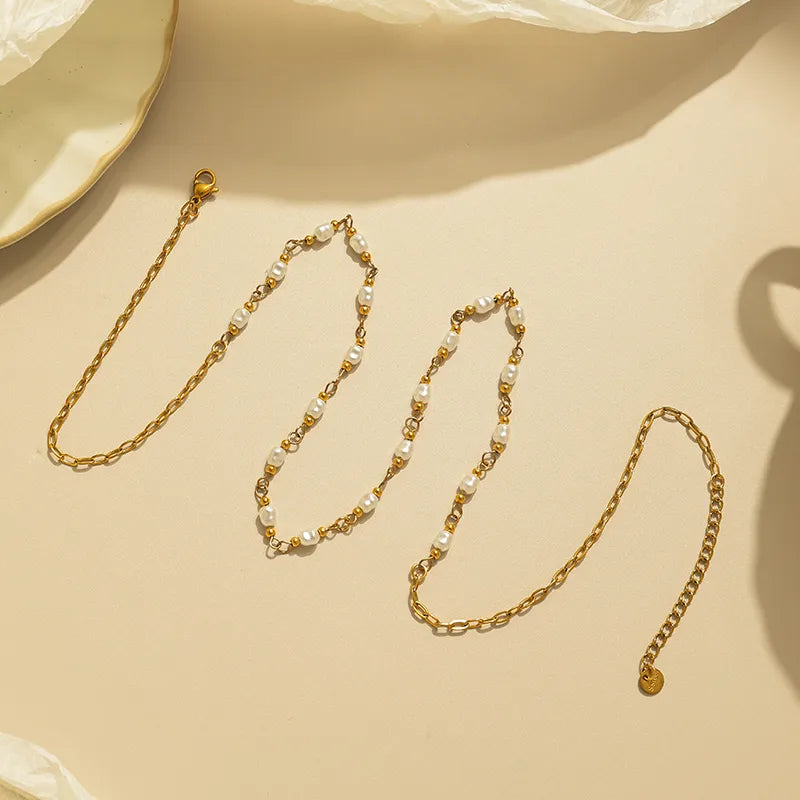 Elegant Gold-Plated Pearl Chain Necklace