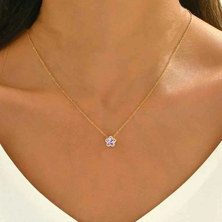 18K Gold Star Pendant Necklace for Women
