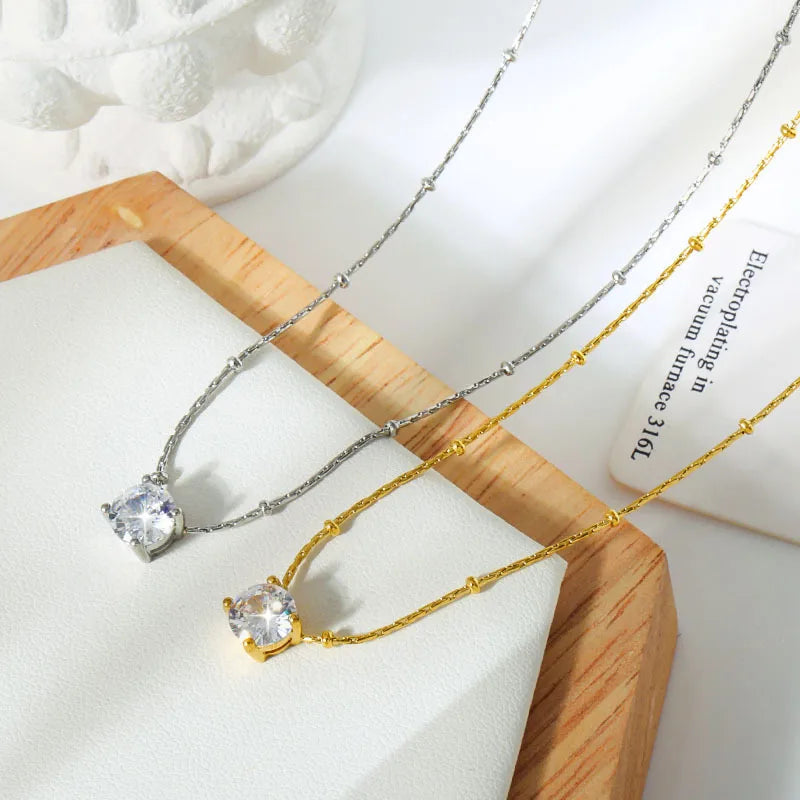 Elegant Round Zircon Pendant Necklace