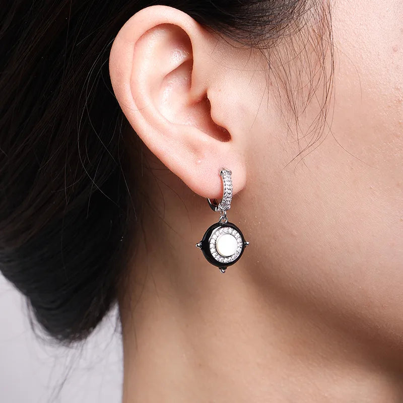 Black Drip Oil Pendant Necklace & Earrings Set