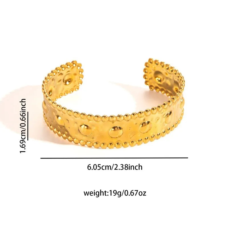 Men's Gold Stainless Steel Vintage Open Bangle B0187