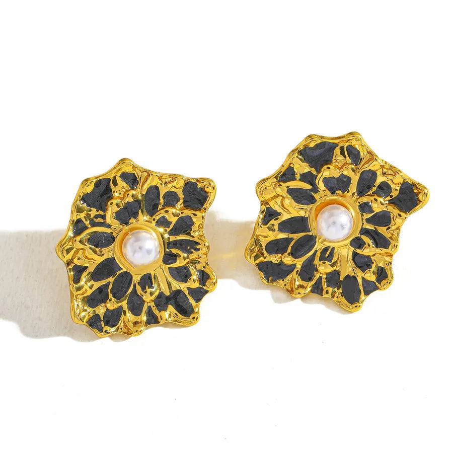 18K Gold Plated Pearl Flower Stud Earrings