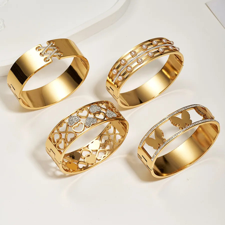 18K Gold Butterfly Heart Open Bangle Bracelet
