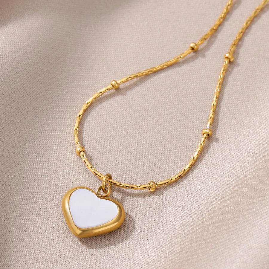 18K Gold PVD Geometric Heart Pendant Necklace