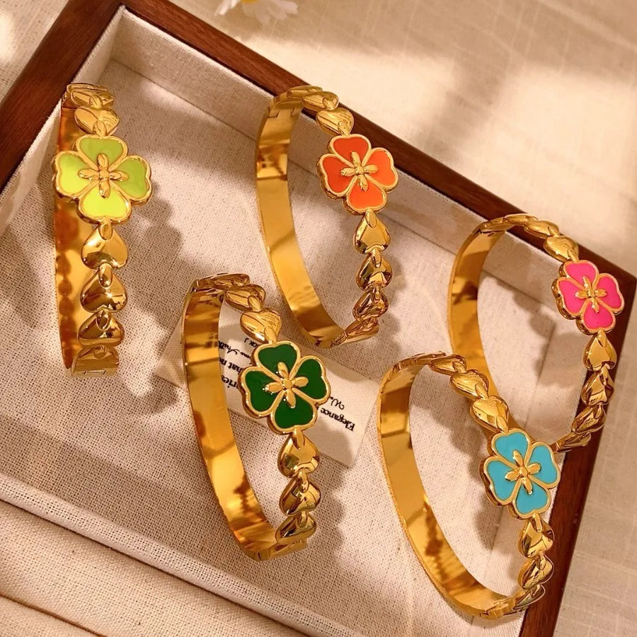 Stainless Steel Four Leaf Clover Bangle