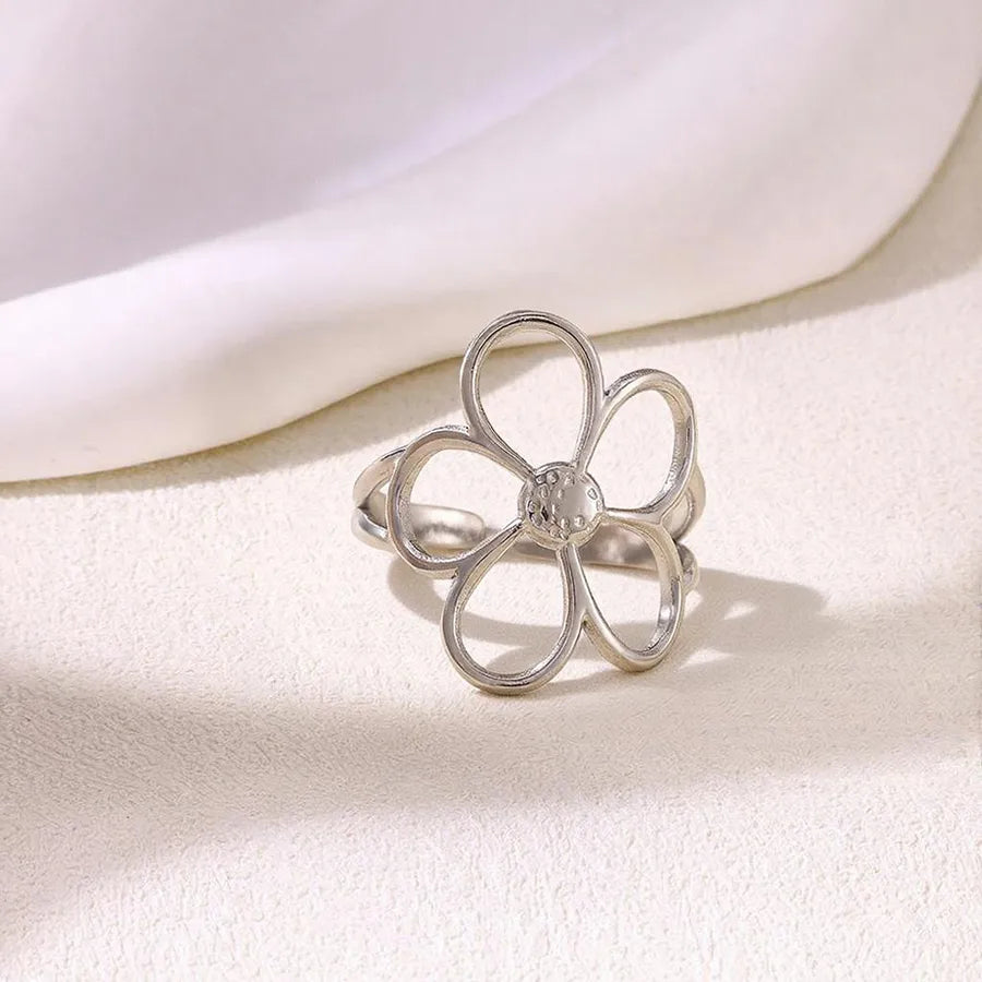 18K Gold Heart & Flower Stainless Steel Ring Average Size Gold MX115