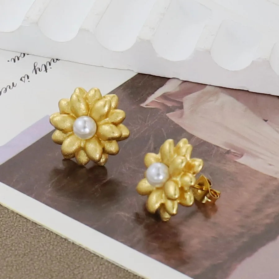 18K Gold Plated Butterfly & Flower Stud Earrings Average Size Gold Style 12