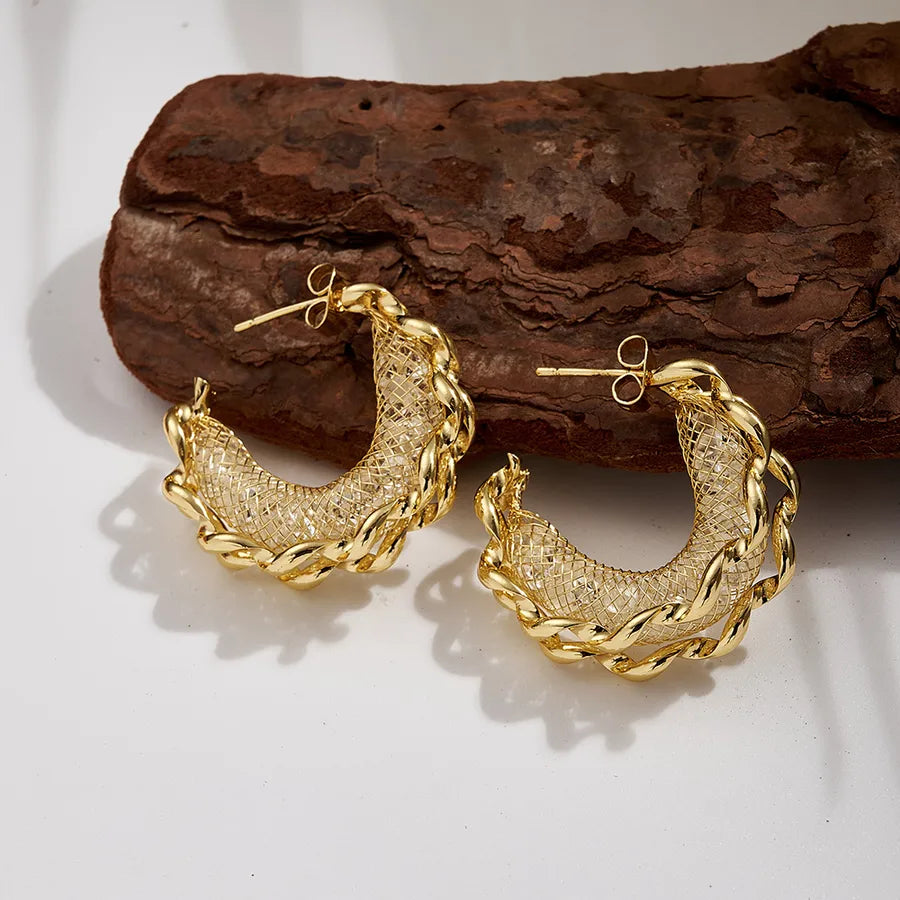 Gold Twisted Water Diamond Hoop Earrings Needle Thickness: 0.8mm A (27x29.5mm) 1 Pair Package