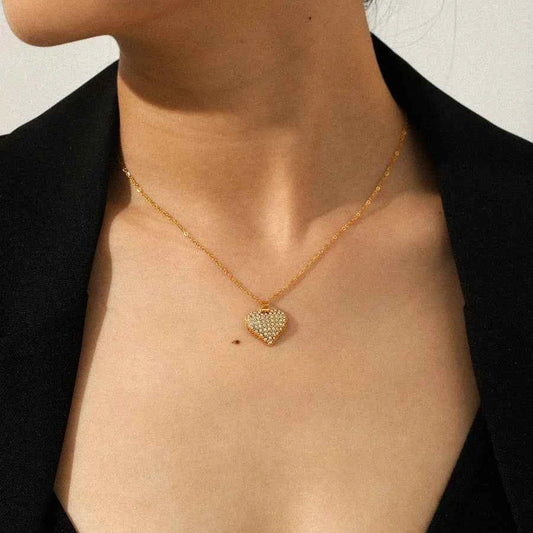 Heart-Shaped Zircon Pendant Necklace - Gold