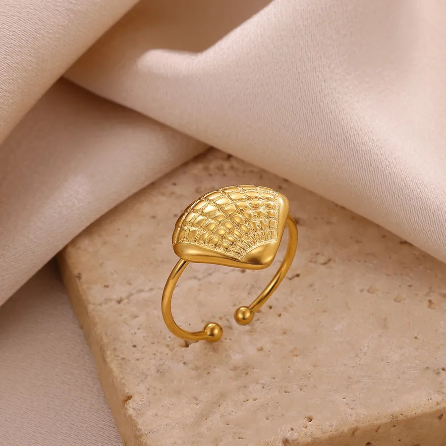 Retro Floral Pearl Open Ring