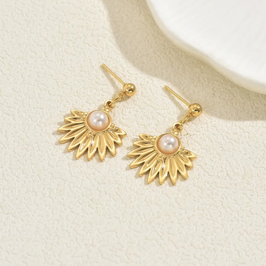 Vintage Pearl Fan Earrings - Gold Plated