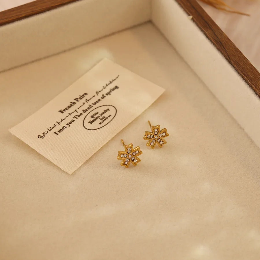 Elegant Heart & Flower Gold-Plated Stud Earrings Average Size Gold 4 # Gold Flowers