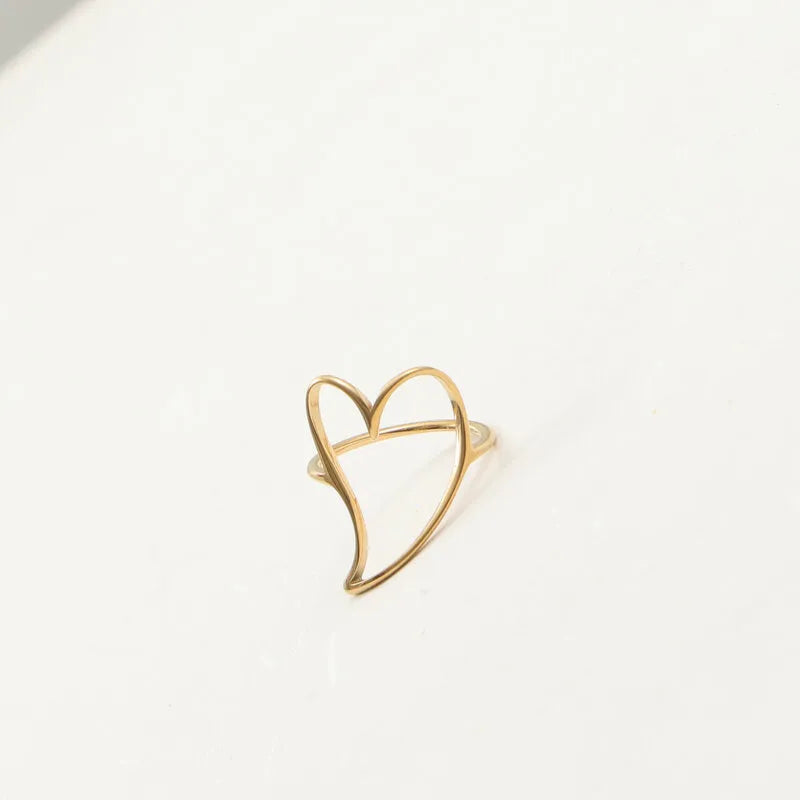 18K Gold Heart Cutout Titanium Steel Ring