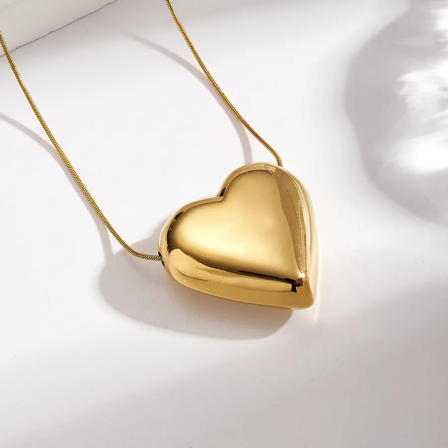 18K Gold Heart Pendant Necklace – Stainless Steel