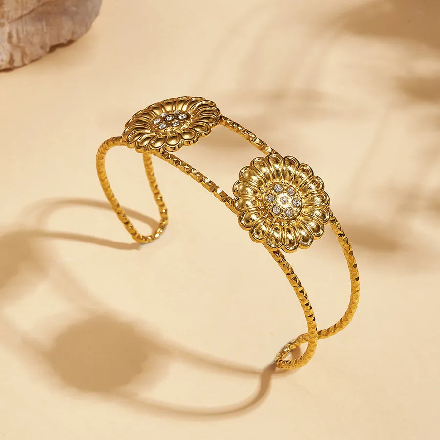 18K Gold Plated Sun & Line Stainless Steel Bangle