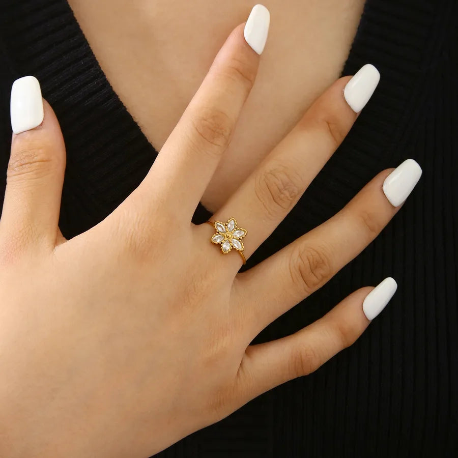 Elegant Floral Zircon Ring in 18K Gold Plated Steel