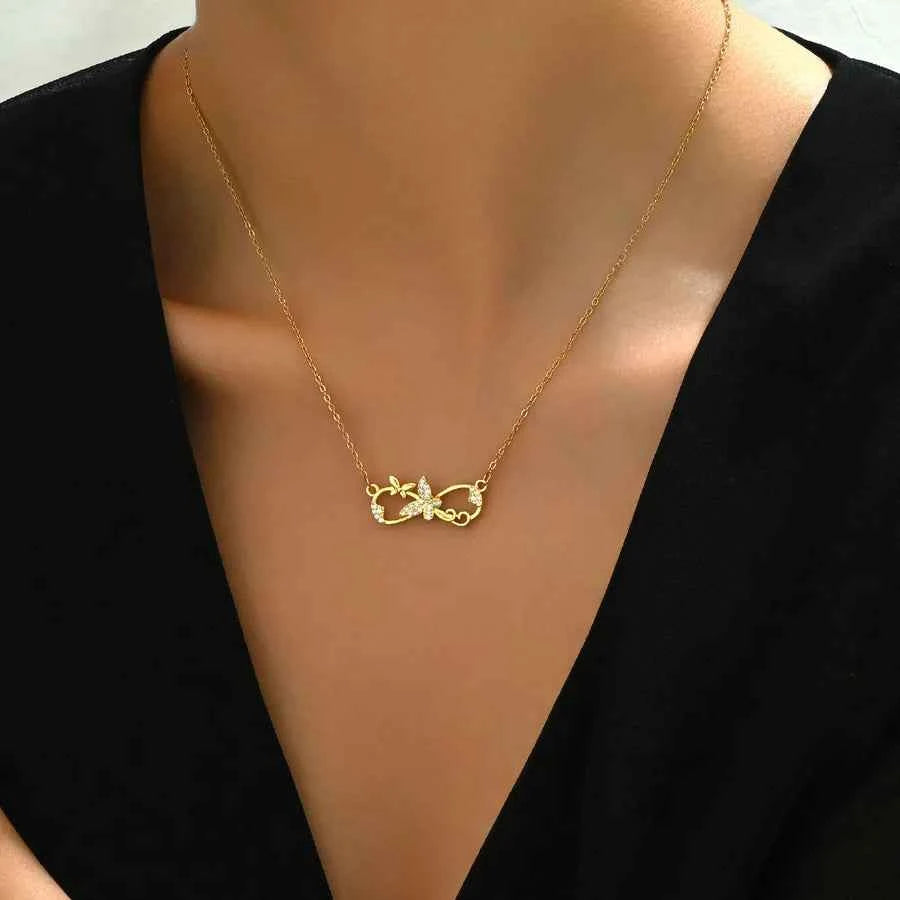 18K Gold Butterfly Pendant Necklace