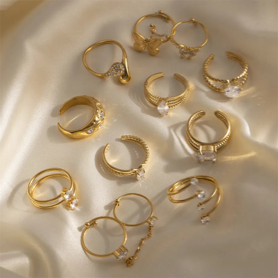 18K Gold Butterfly Ring with Zircon Gemstones