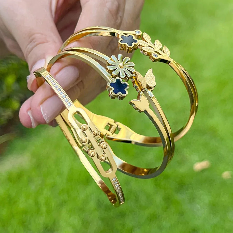 18K Gold Plated Daisy Butterfly Bracelet