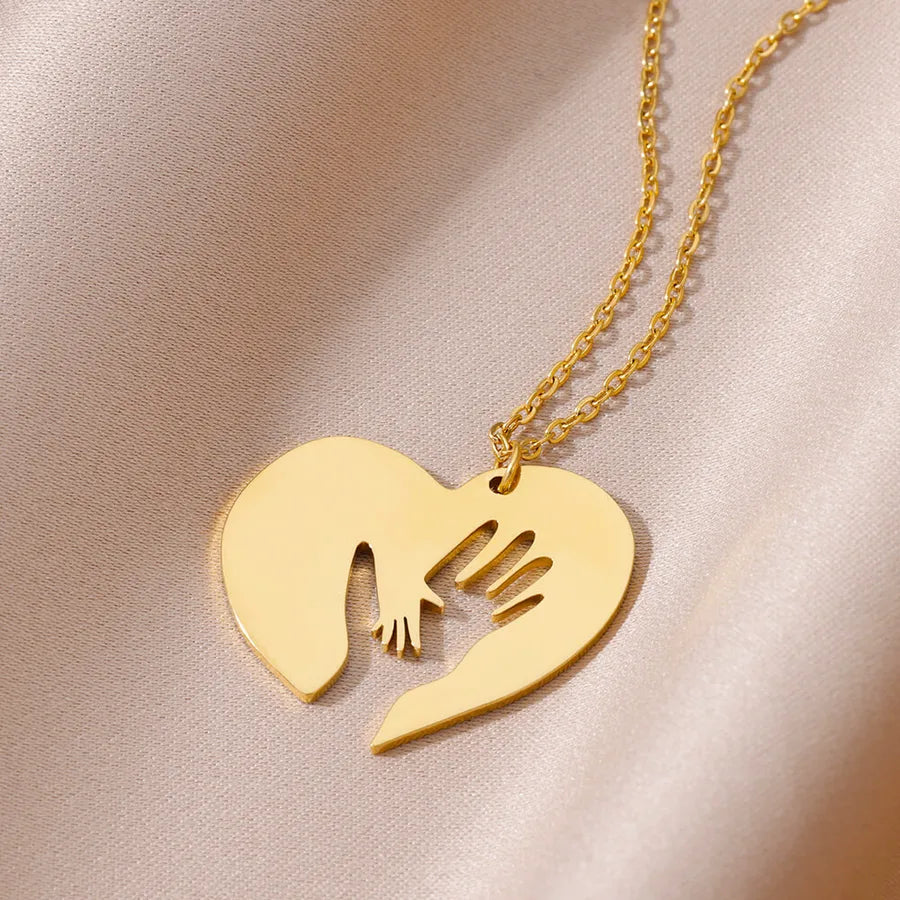 18K Gold PVD Geometric Heart Pendant Necklace