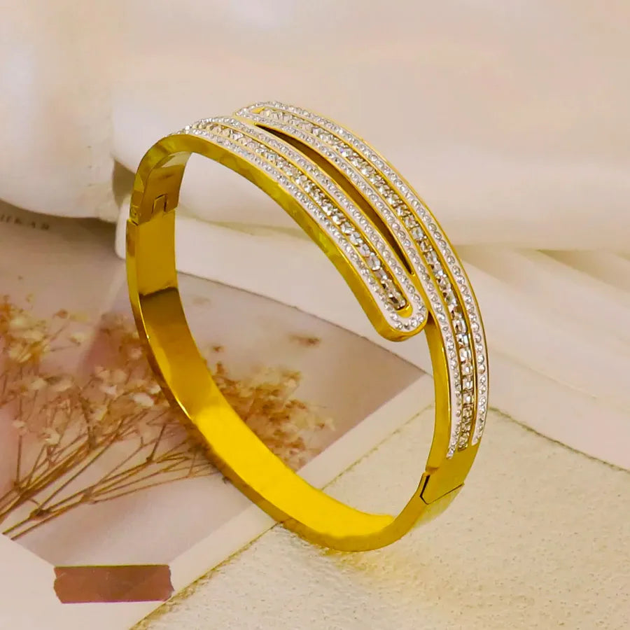 18K Gold Plated Zircon Hollow Stainless Steel Bracelet Average Size Gold Style 48