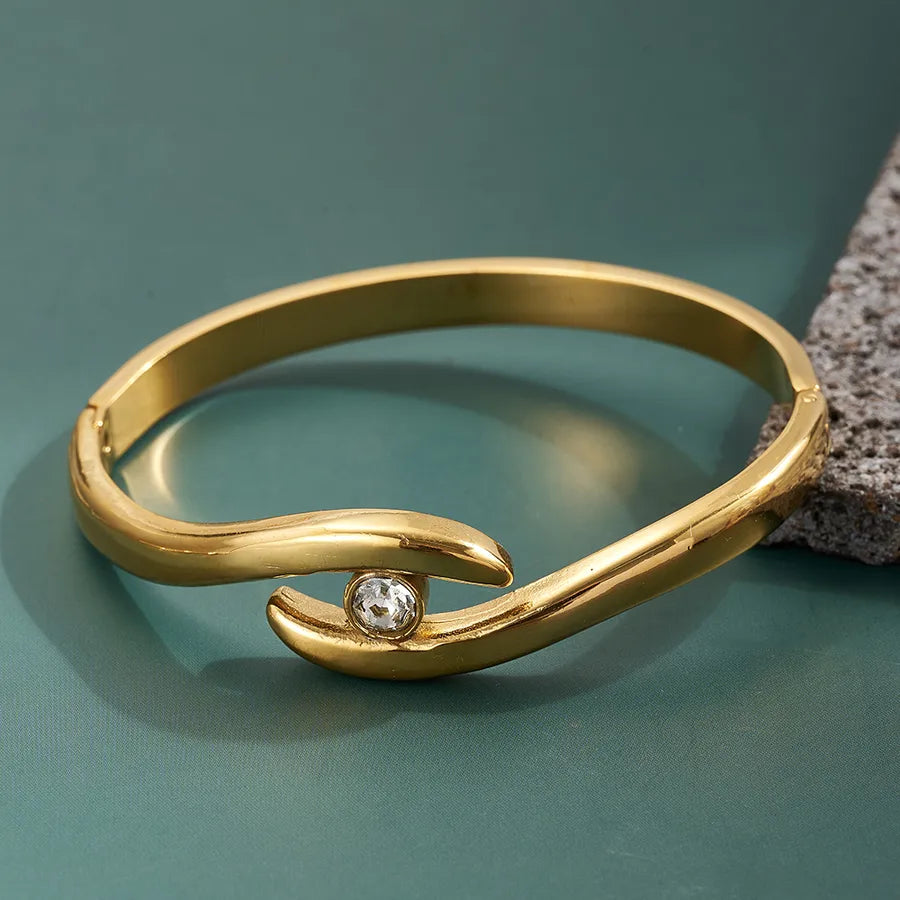 18K Gold Eye Knot Stainless Steel Bangle