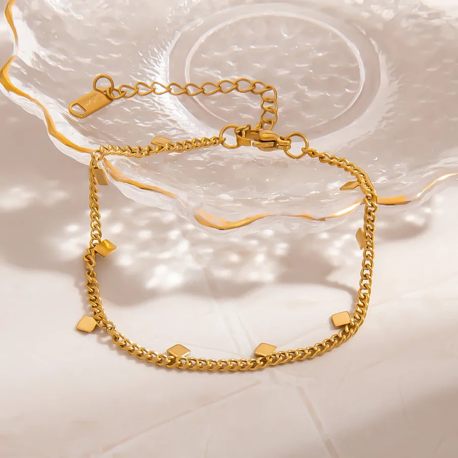18K Gold Plated Heart & Flower Bracelet