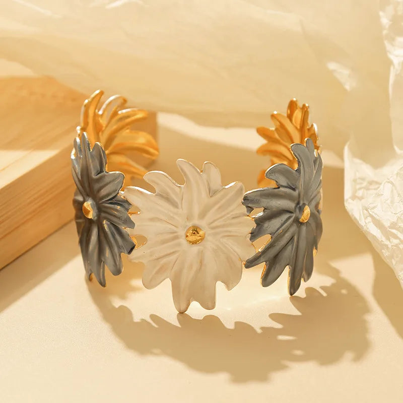 18K Gold Plated Eye & Flower Stainless Bracelet