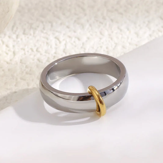 Minimalist 18K Gold Geometric Open Ring
