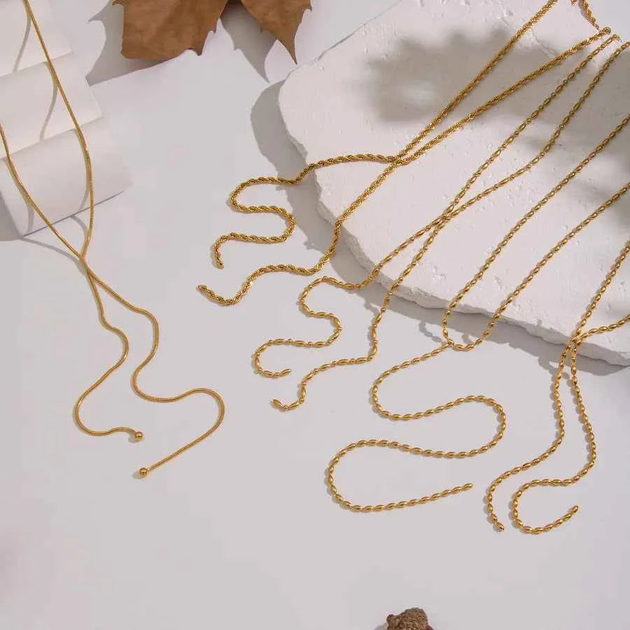 Minimalist Gold Tassel Chain Necklace