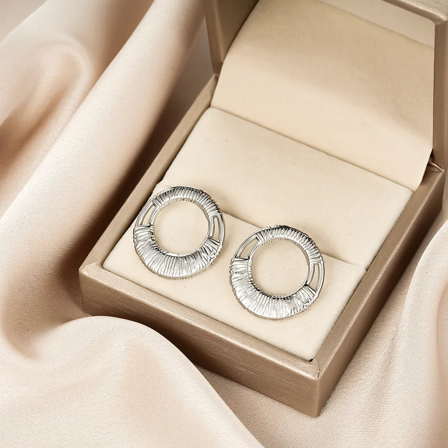 Irregular 18K Gold Plated Stainless Steel Earrings E1379-B (a Pair of Silver Ear Studs)