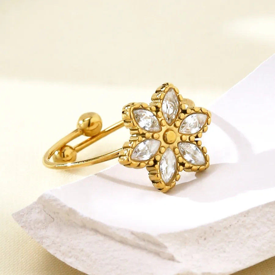 Elegant Floral Zircon Ring in 18K Gold Plated Steel