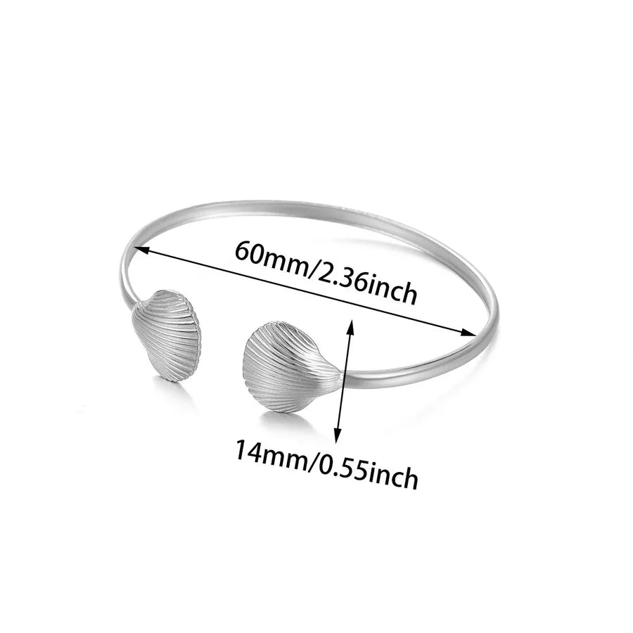 Oversized Gold Stainless Steel Bangle for Women B1929P