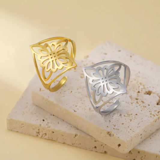 Hollow Flower Witch Knot Ring – Gold Stainless Steel