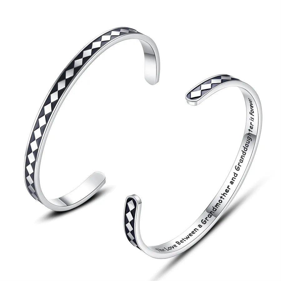 Retro Heart Stainless Steel Bangle 44-Grandmother Granddaughter Gifts - the Lo