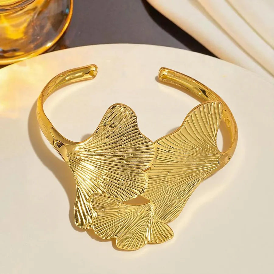 18K Gold PVD Geometric Stainless Steel Bracelet Average Size Gold MX069