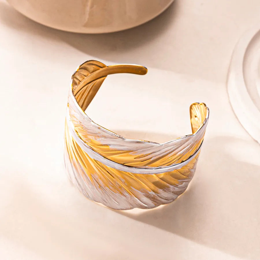 18K Gold Butterfly Leaf Bracelet for Women