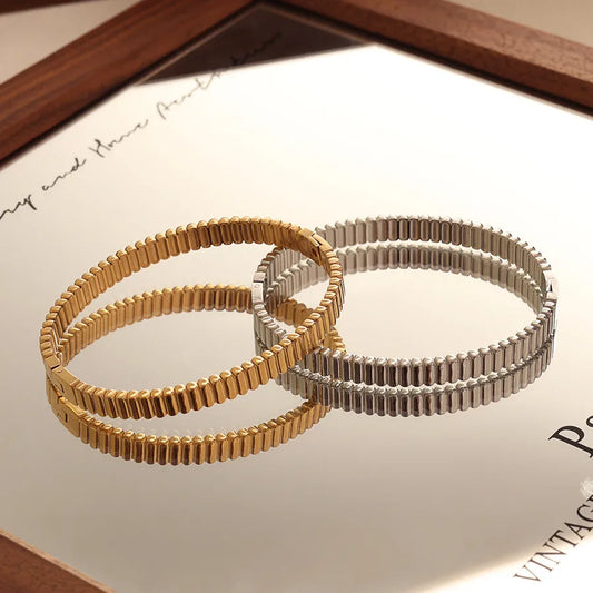 Gold Stainless Steel Buckle Bracelet for Women