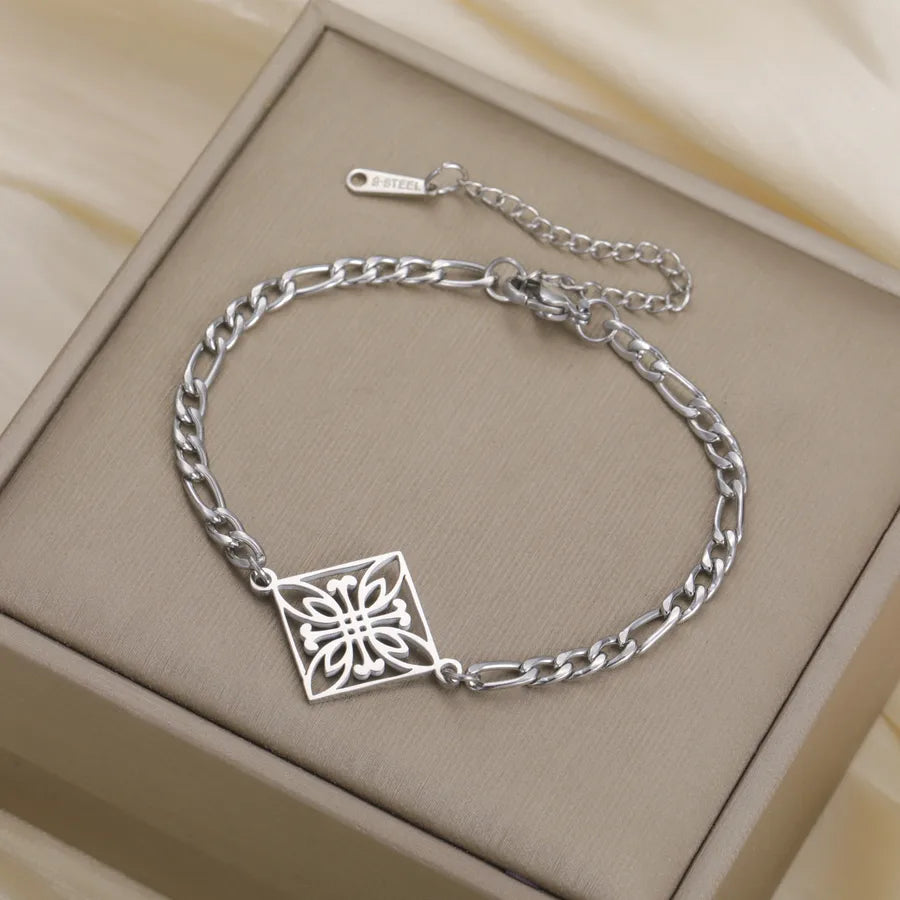 Boho Gold Flower Pendant Friendship Bracelet