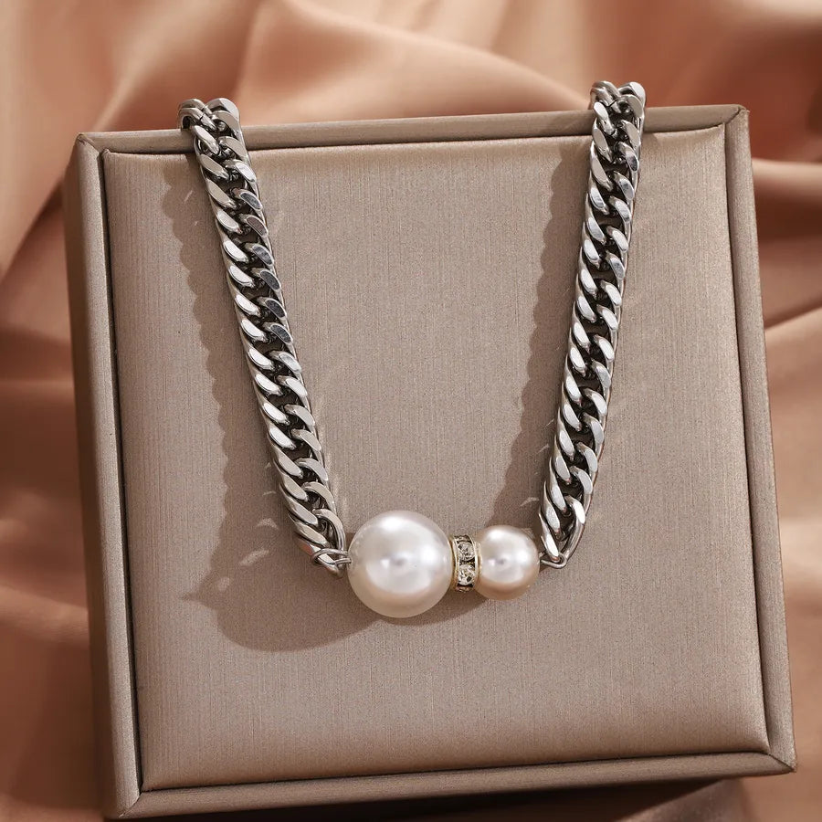 18K Gold Baroque Pearl Choker Necklace