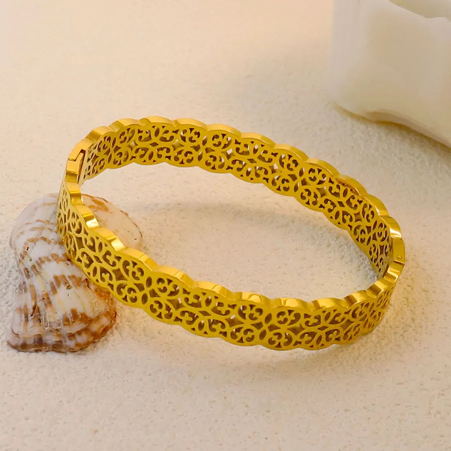 18K Gold Plated Zircon Hollow Stainless Steel Bracelet Average Size Gold Style 18