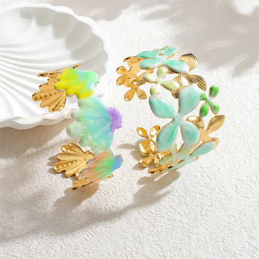 18K Gold Plated Flower Shell Bangle Bracelet